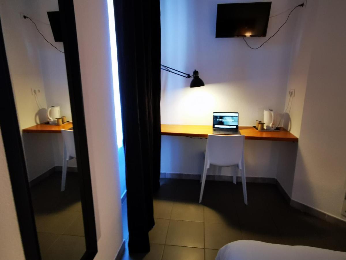 Hotel Le Ponson オーブナ エクステリア 写真