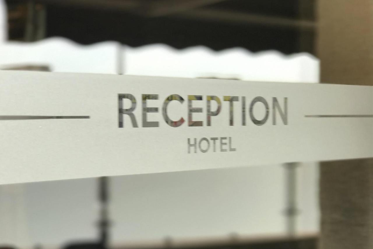 Hotel Le Ponson オーブナ エクステリア 写真